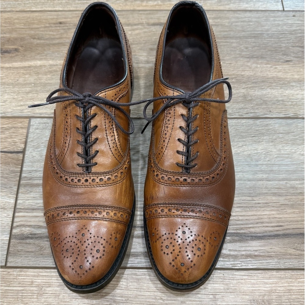 Allen Edmonds Strand Walnut Tan Brown Medallion Toe Leather Dress Shoes - 9.5 D